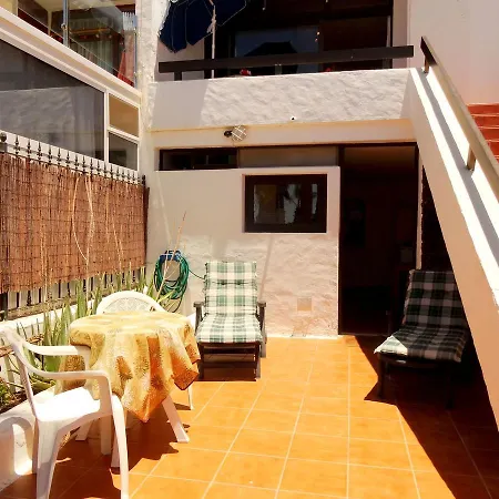 Beach Front Oasis Διαμέρισμα
